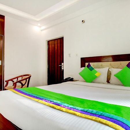Treebo The Sai Leela Suites R T Nagar Бангалор Экстерьер фото