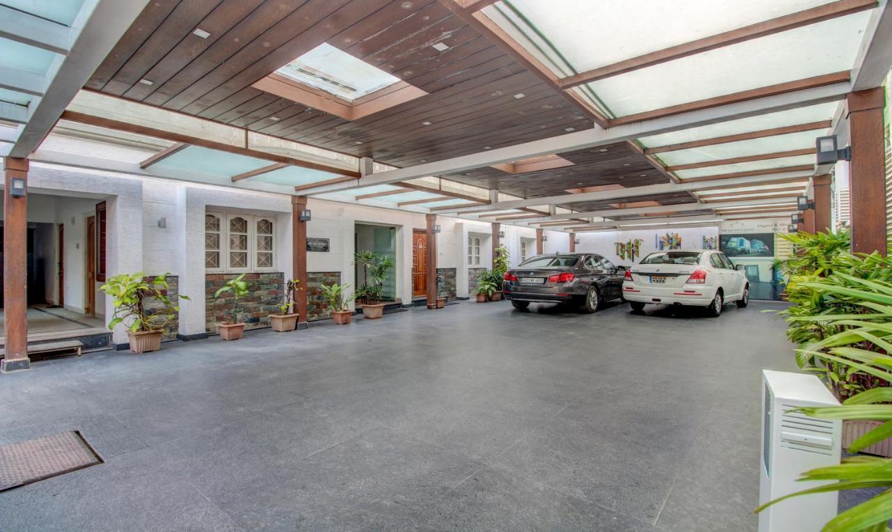 Treebo The Sai Leela Suites R T Nagar Бангалор Экстерьер фото