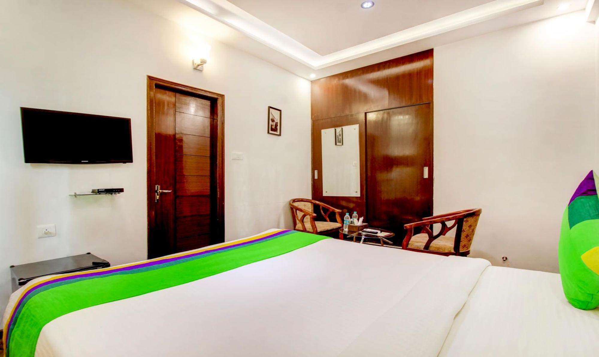 Treebo The Sai Leela Suites R T Nagar Бангалор Экстерьер фото