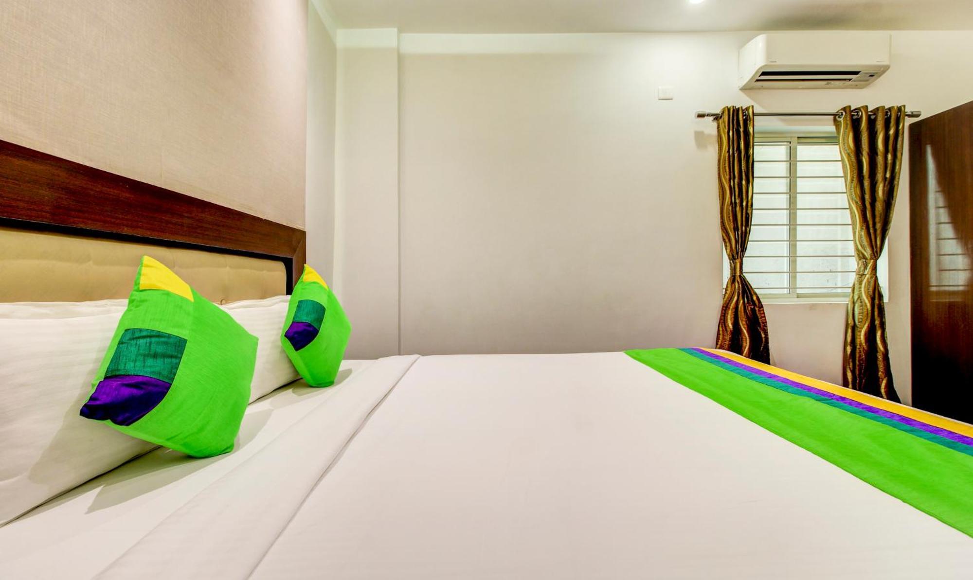 Treebo The Sai Leela Suites R T Nagar Бангалор Экстерьер фото