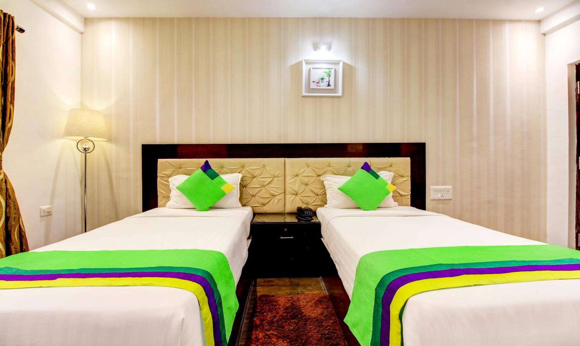 Treebo The Sai Leela Suites R T Nagar Бангалор Экстерьер фото